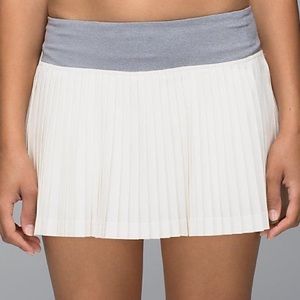 BNWOT Lululemon Pleat to Street skirt